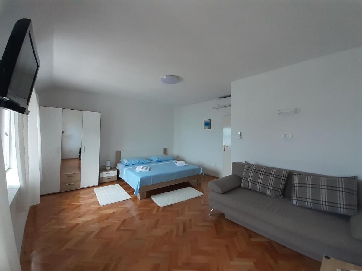 Vila House Marija Kaštela Exteriér fotografie